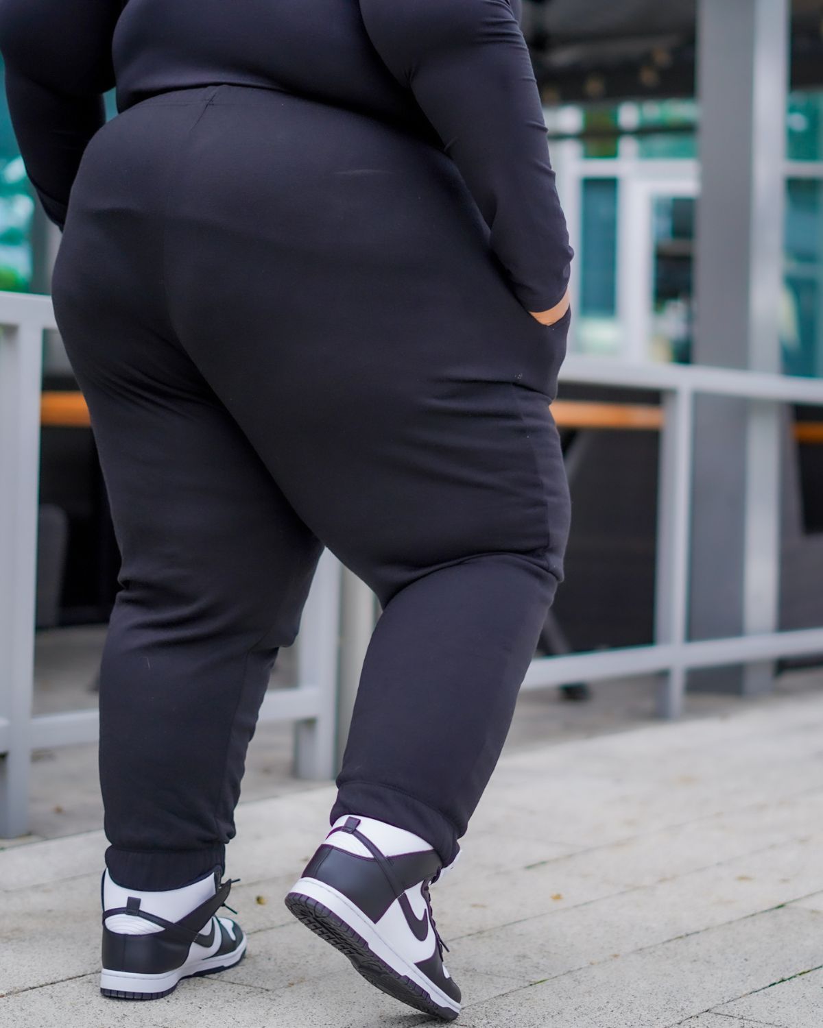 Women 's Plus Size Soft Stretch Sweatpants With Pockets  -Black